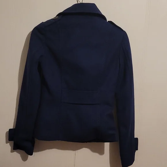 Jacket - Picture 3 of 4